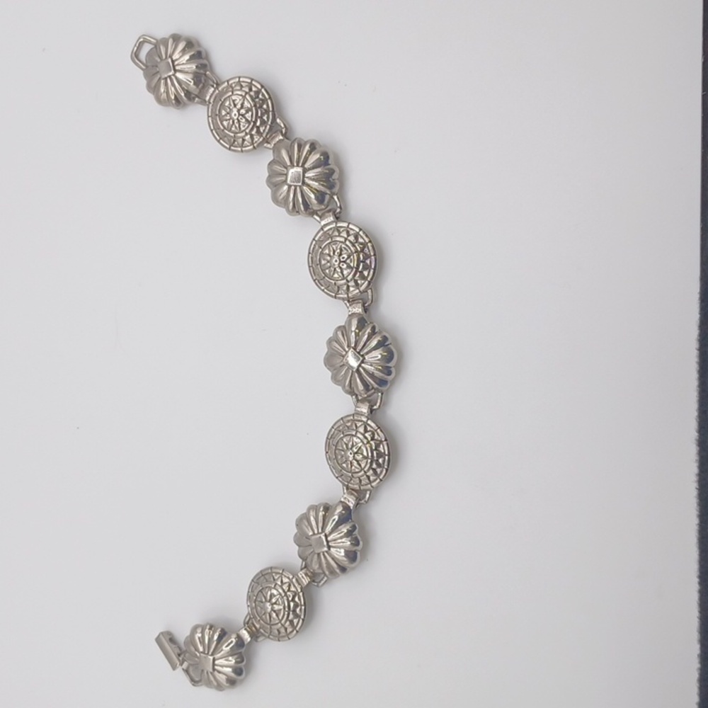 Silver tone Avon Western style Bracelet